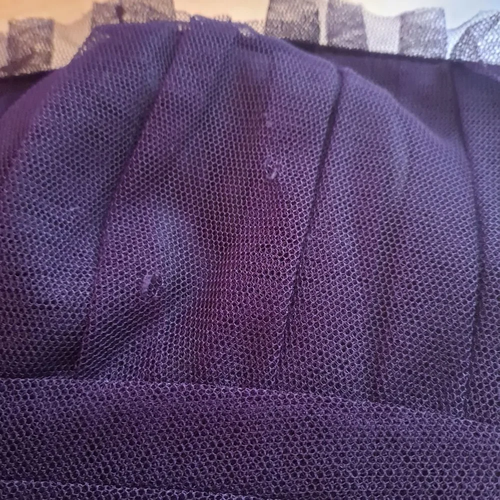 Vera Wang Maids Tulle Bubble Hem Strapless Back Zip Plum Color Dress - Picture 10 of 10
